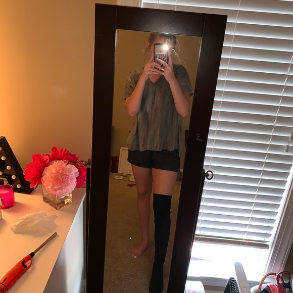 Thigh knee boots - Picture 3 of 3